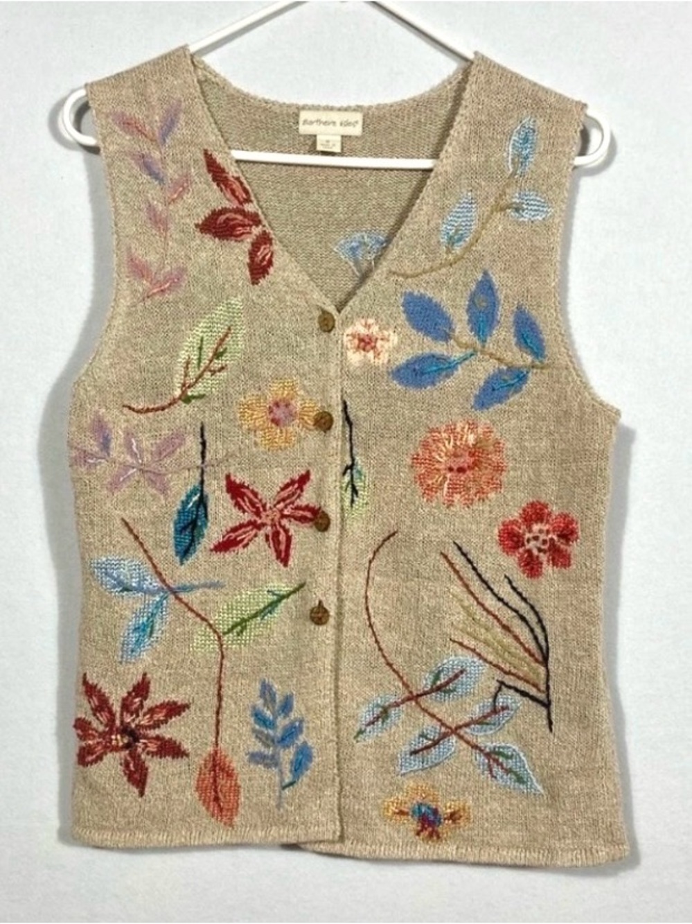 Northern Isles linen blend button front hand knit floral embroidered vest medium